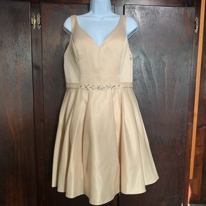 MAYQUEEN; Short Champagne Party/Dama Dress (14)